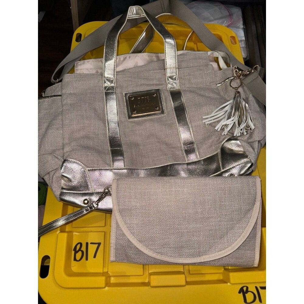 Golden diaper bag new without tags B18